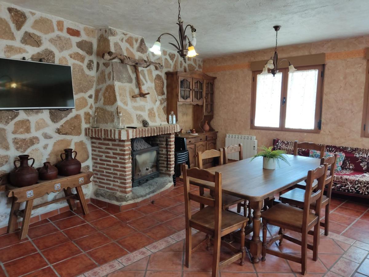 Casa Rural El Pajar Навалуенґа Екстер'єр фото