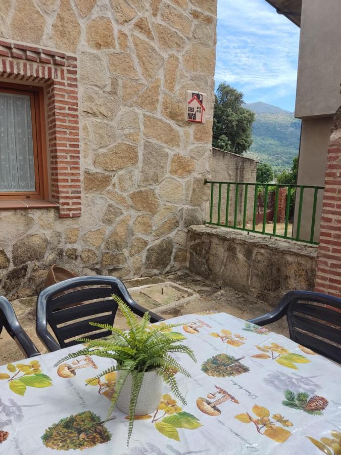 Casa Rural El Pajar Навалуенґа Екстер'єр фото