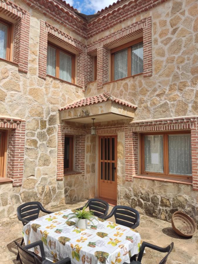 Casa Rural El Pajar Навалуенґа Екстер'єр фото